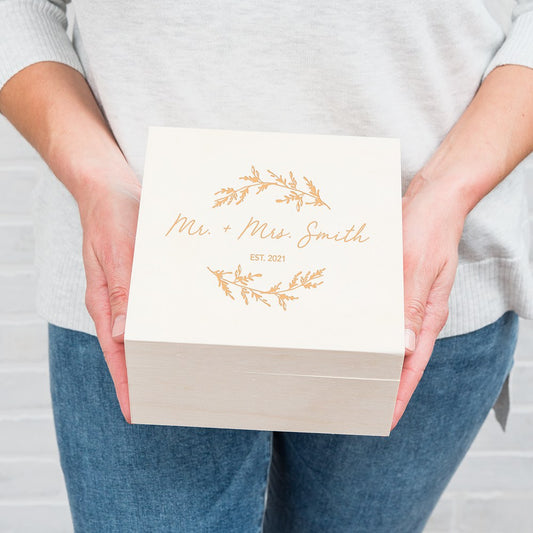 Personalized Wooden Keepsake Gift Box - Signature Script Etching - Vispro Designs