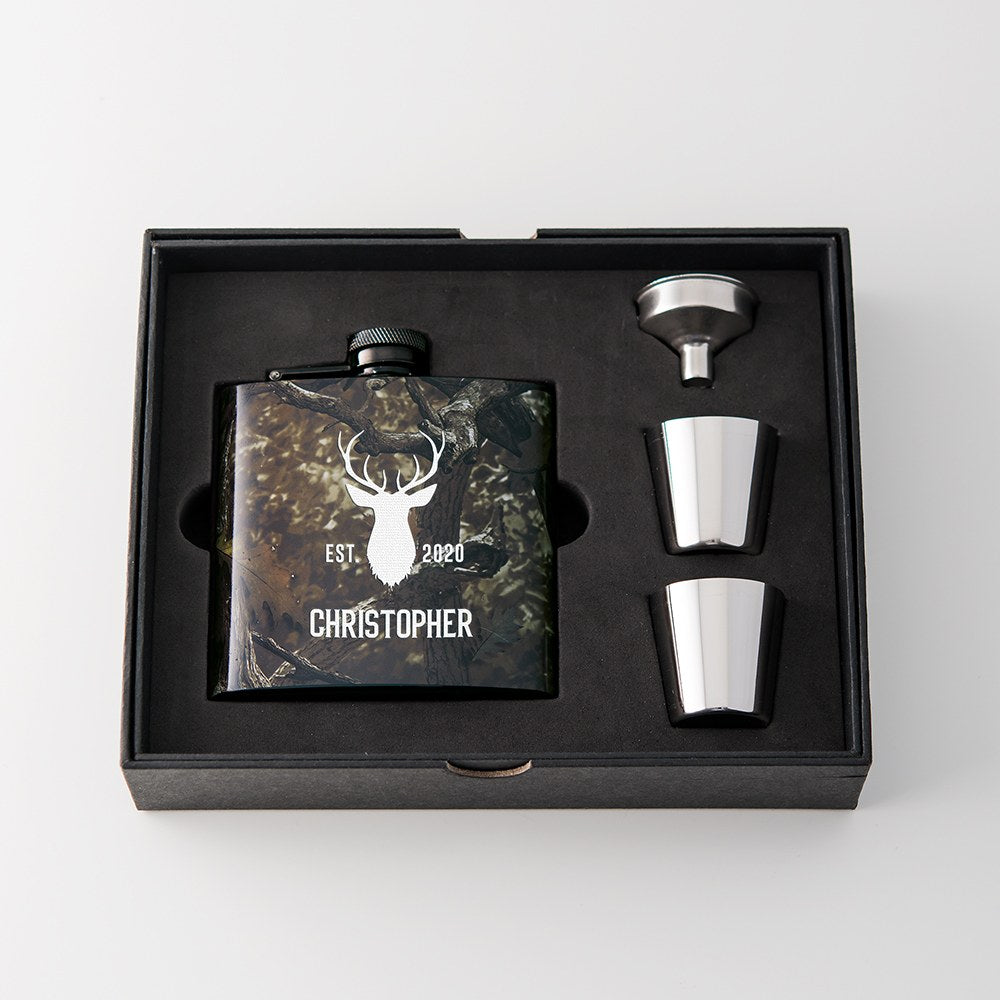 Personalized Camo Hip Flask Wedding Gift - Deer - Vispro Designs